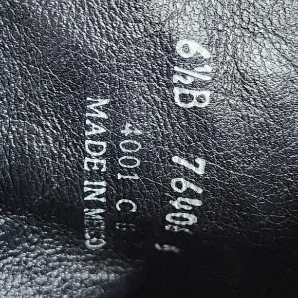 FRYE Jenna Disc Short Black Studded Leather Combat & Moto Boots Size 6.5 - Picture 11 of 11